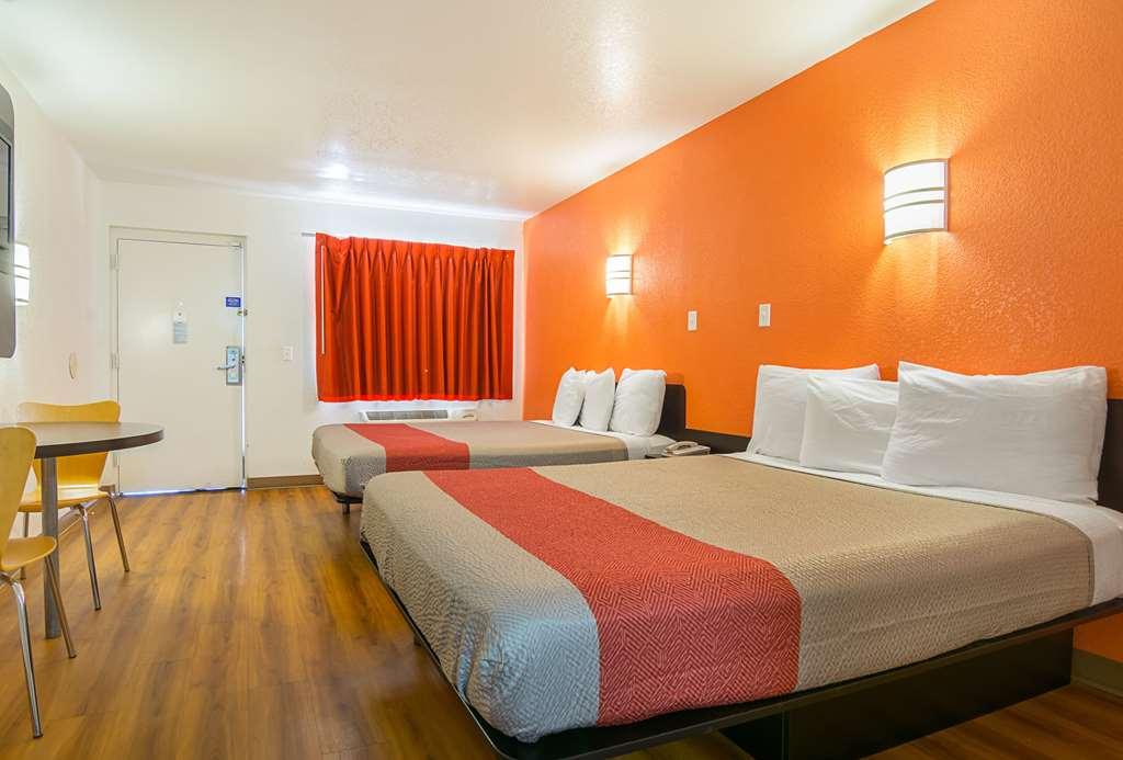 Motel 6 Chandler Prado del Sol Habitación foto